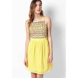 Global desi-Yellow kurti